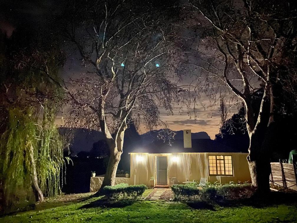 Cabernet Be Still And Know Apartment Franschhoek